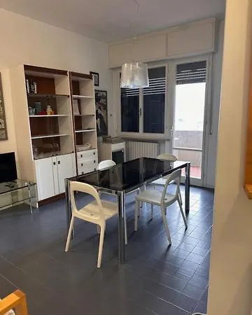 Fronte Mare Con Vista Mozzafiato 公寓 佩萨罗