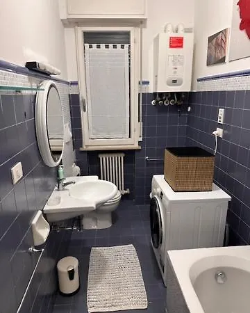 Fronte Mare Con Vista Mozzafiato 佩萨罗