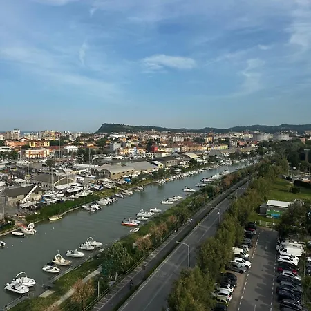 公寓 Fronte Mare Con Vista Mozzafiato *