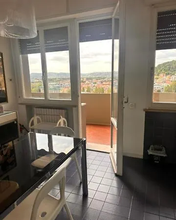 Con Vista Mozzafiato Fronte Mare *