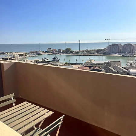 Con Vista Mozzafiato Fronte Mare Appartement *